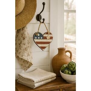 Rustic Farmhouse Country Heart Home Wall Decor Small U.S. Flag Wooden Distressed